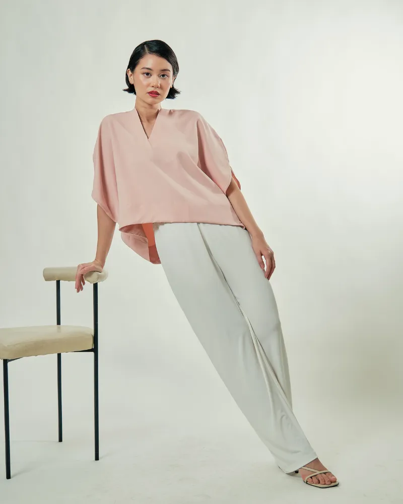 Avery V-Neck Neocrepe Top