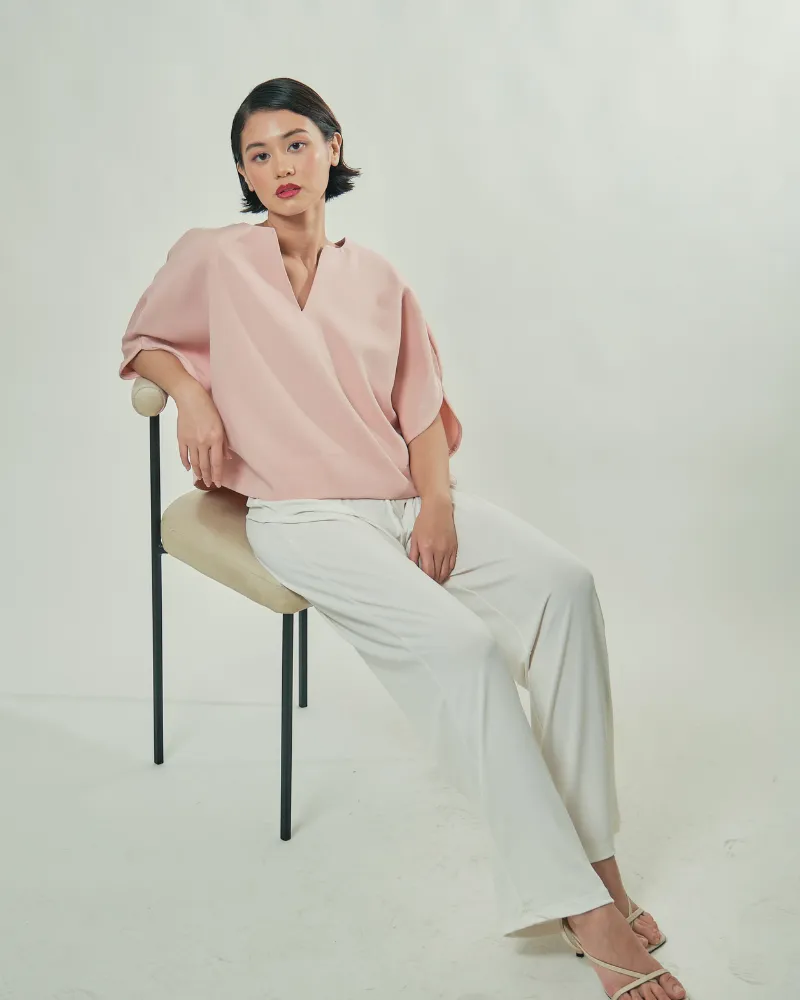 Avery V-Neck Neocrepe Top