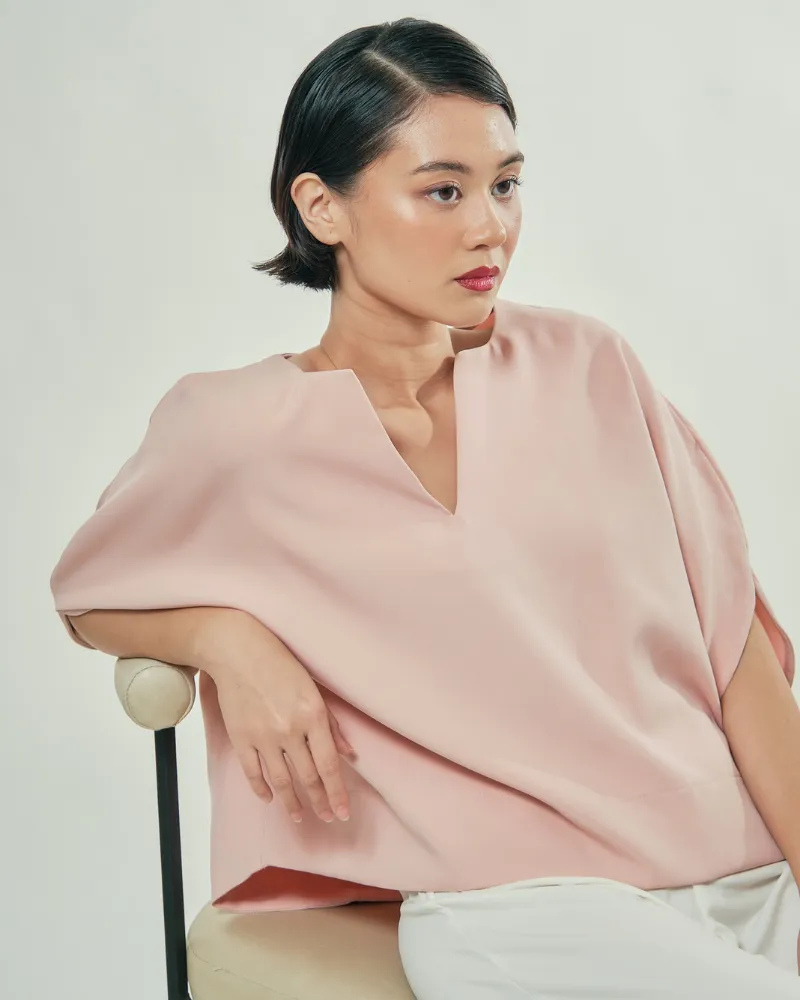 Avery V-Neck Neocrepe Top