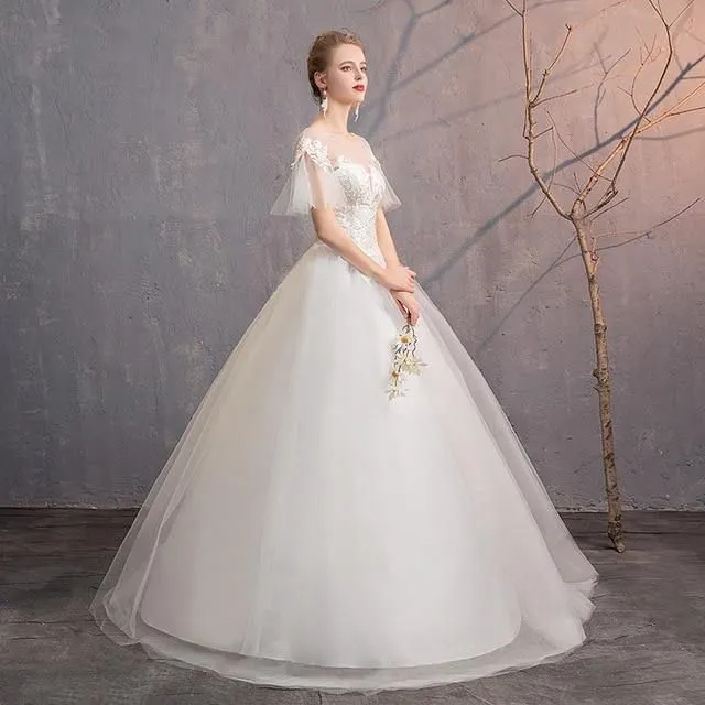 Elegant Lace Wedding Dresses O-Neck Short Sleeve Ball Gown