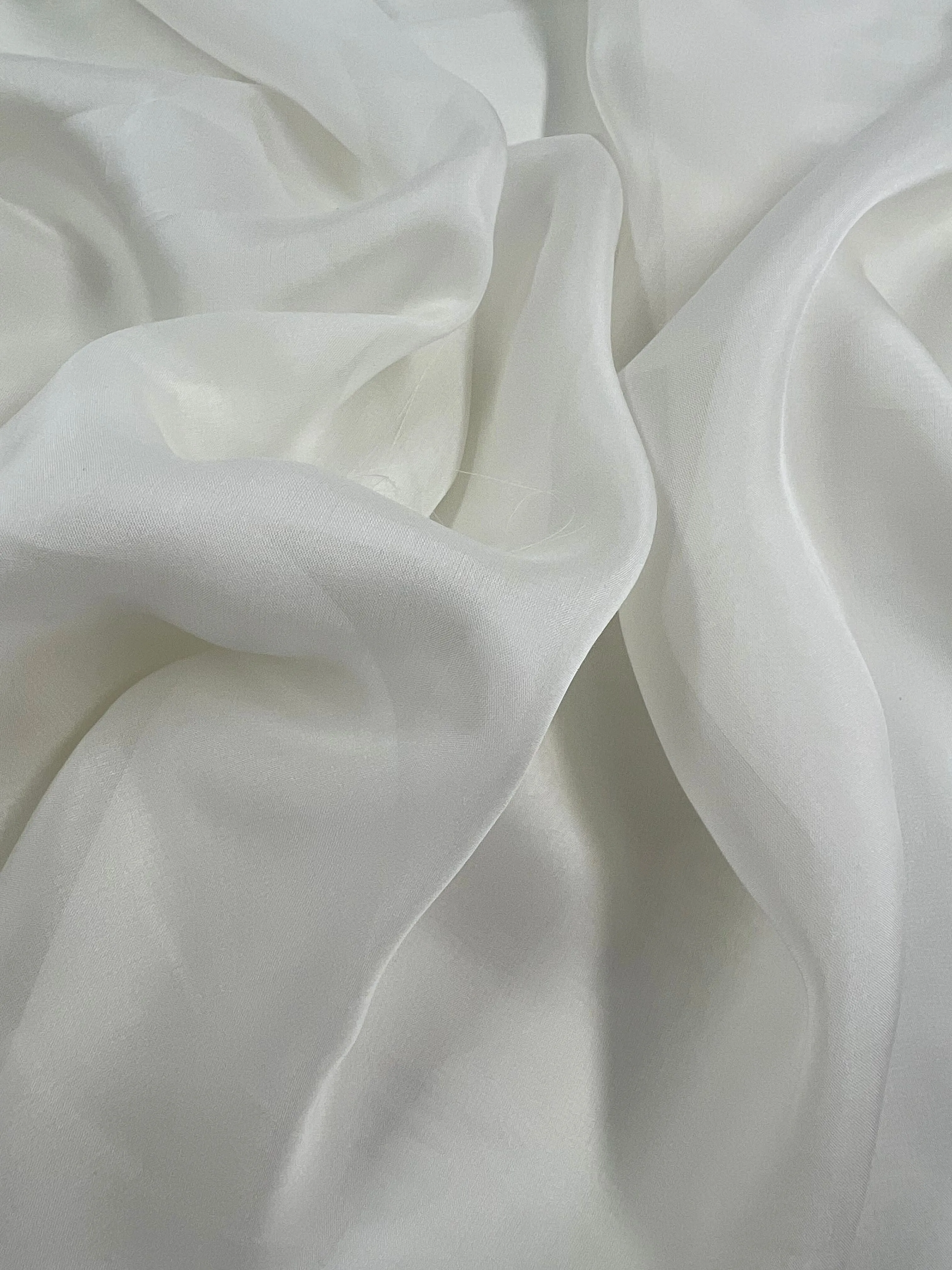 Pure Silk Chiffon - Platinum - 140cm