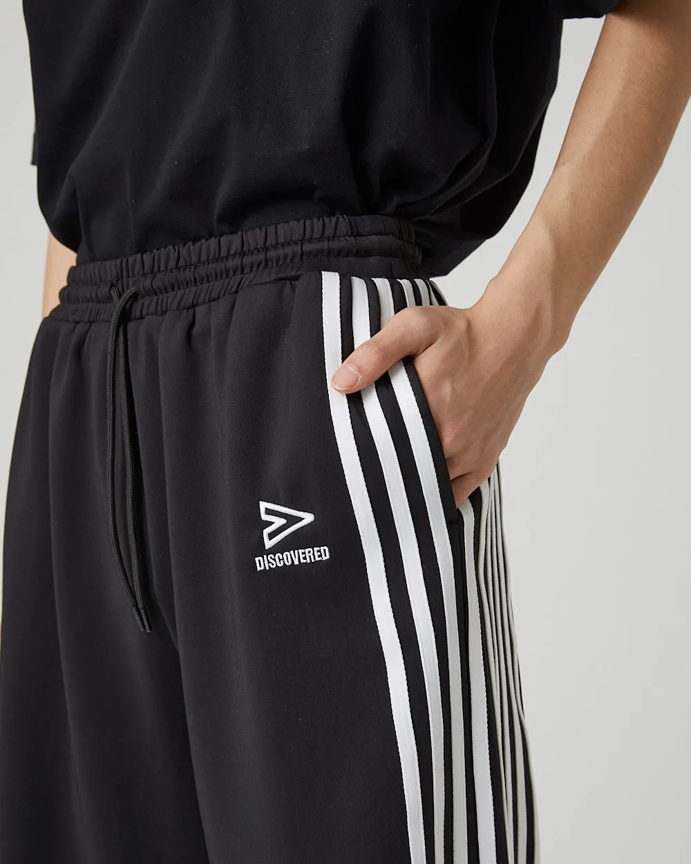 TRACK PANTS｜BLACK