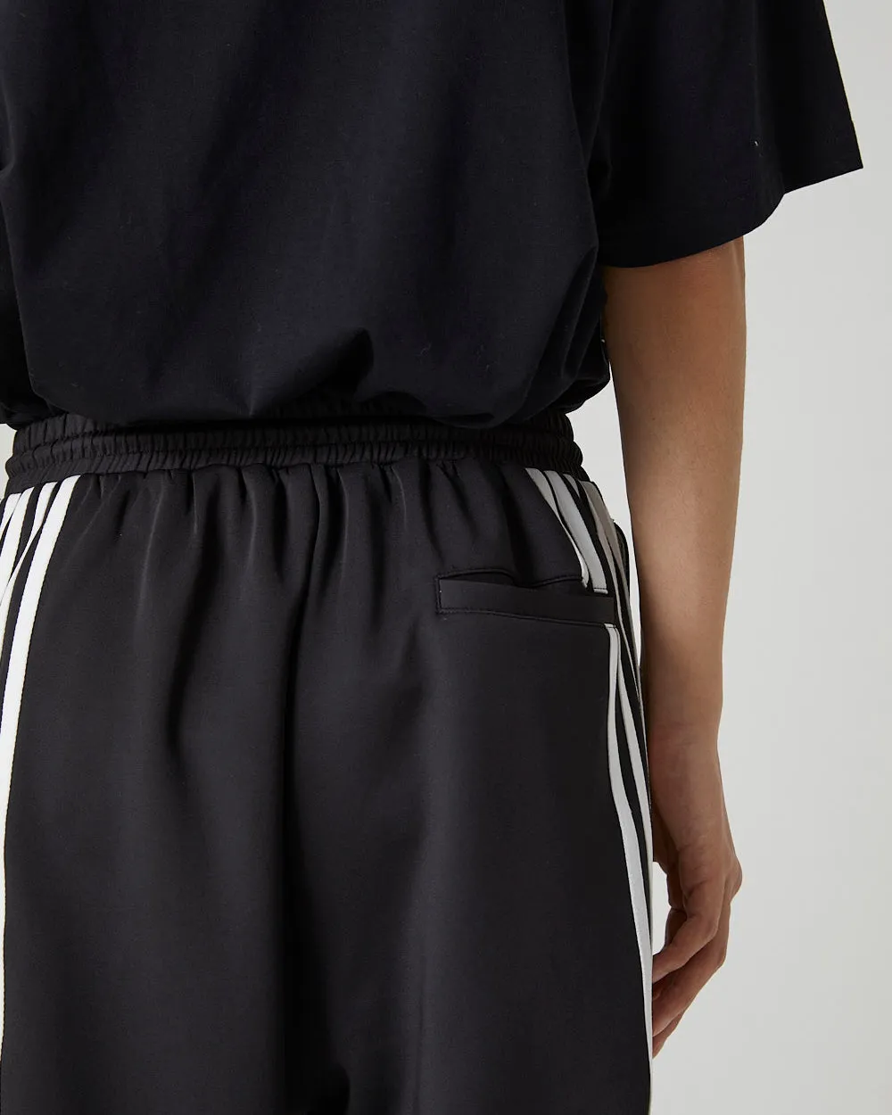 TRACK PANTS｜BLACK